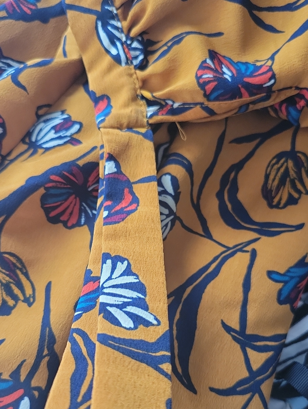 Maurices Floral Tie Cuff Blouse XXL - Picture 12 of 12
